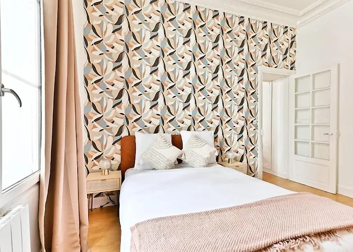 Magnifique Appartement Neuf Rose Paris 14Eme