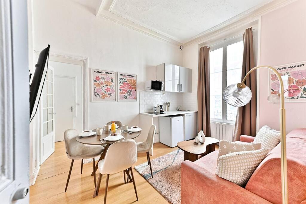 Magnifique Neuf Rose 14eme * Parijs