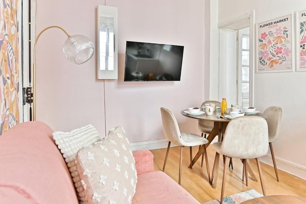 Magnifique Neuf Rose 14eme Parijs